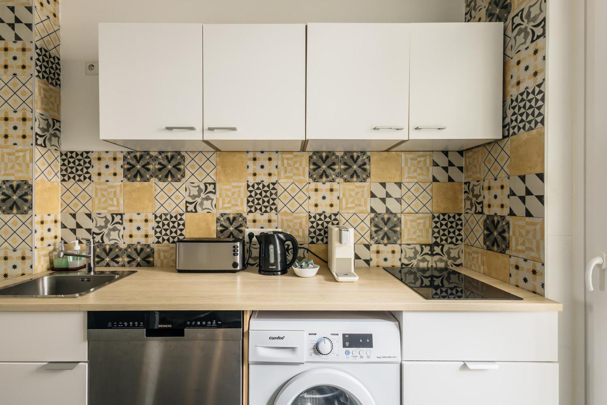 Centrally Located 2-Room Apartment هانوفر الغرفة الصورة